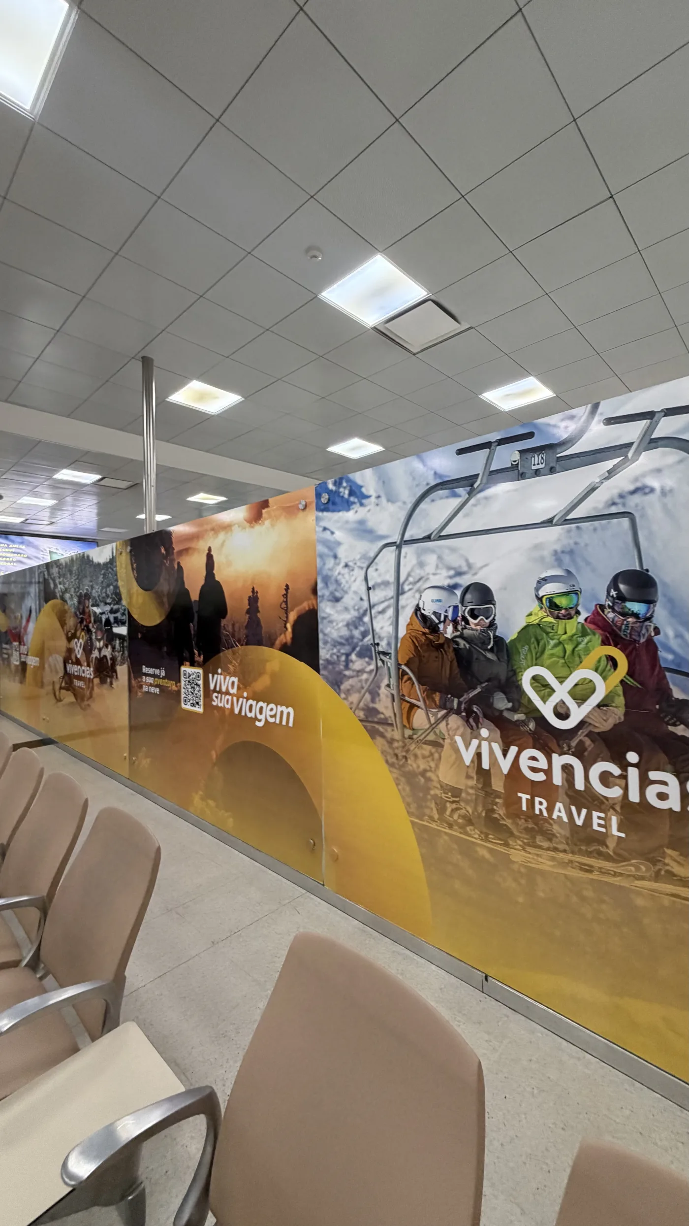 Equipo Vivencias Travel en el Aeropuerto de Bariloche